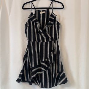 Altar’d State black and white dress